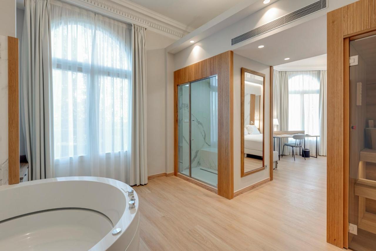 Hotel Boutique Mirlo バルセロナ エクステリア 写真 Suite at the Hotel